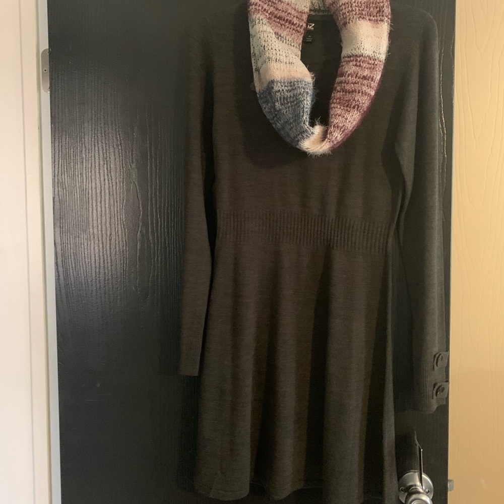 Sz M dress